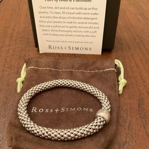 Sterling silver stretch bracelet